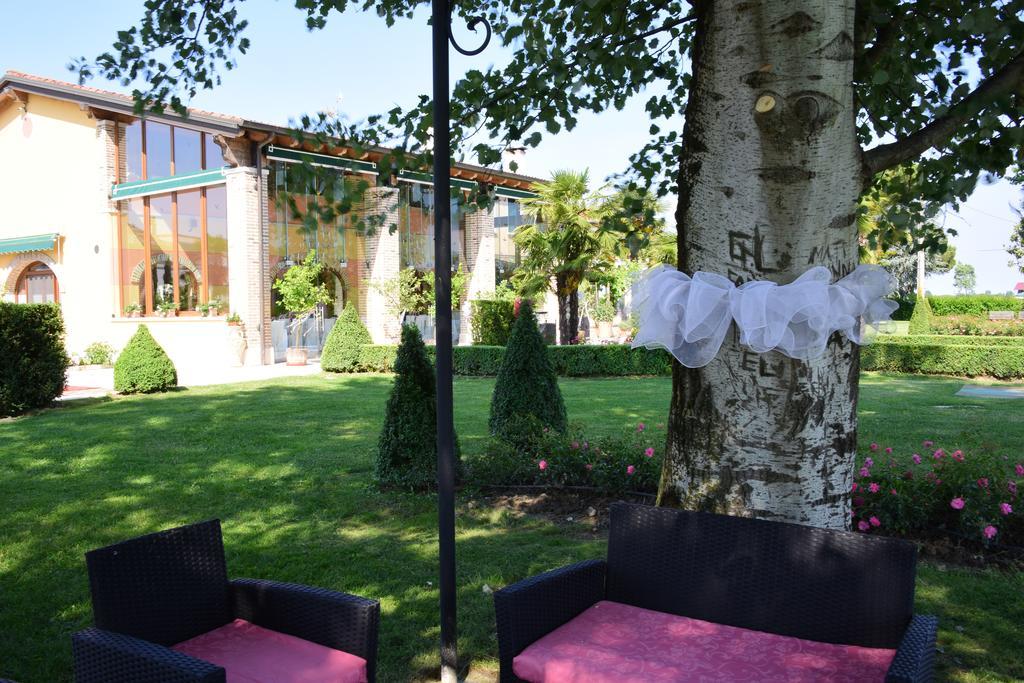 Agriturismo Fondo San Benedetto Correzzola Exterior photo