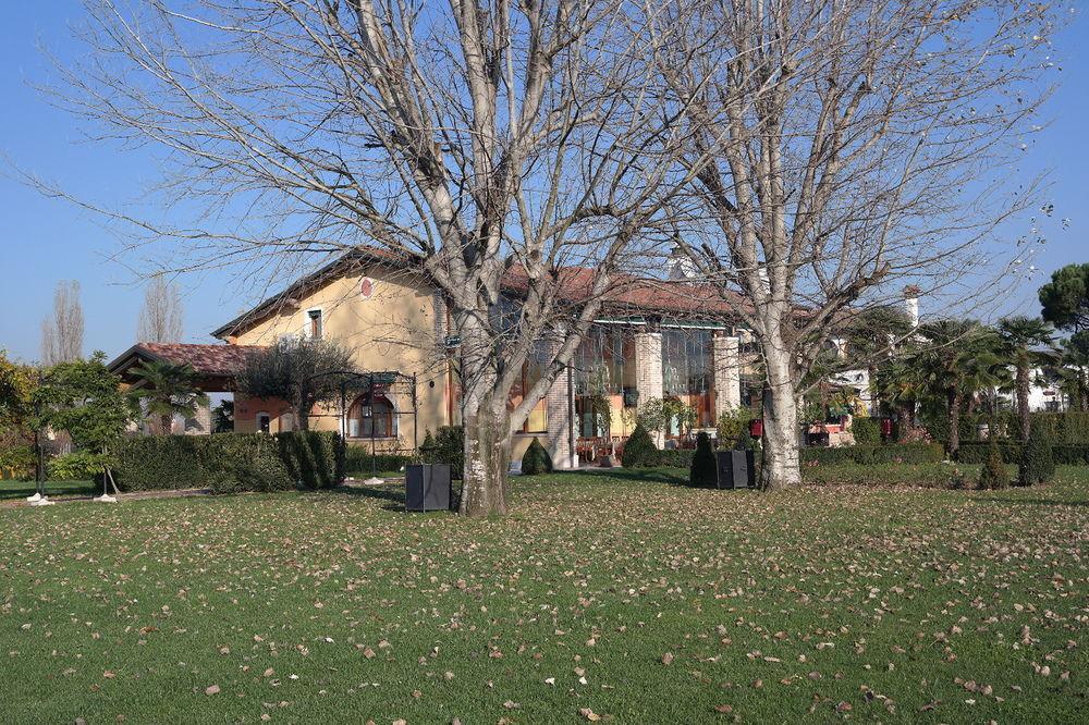 Agriturismo Fondo San Benedetto Correzzola Exterior photo